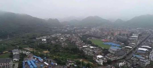 大疆8名技术人员携多款无人机驰援四川地震，科技建模助力高效搜救